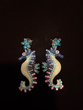New Seahorse Drop Earrings — Blue & Turquoise Swarovski crystals never worn